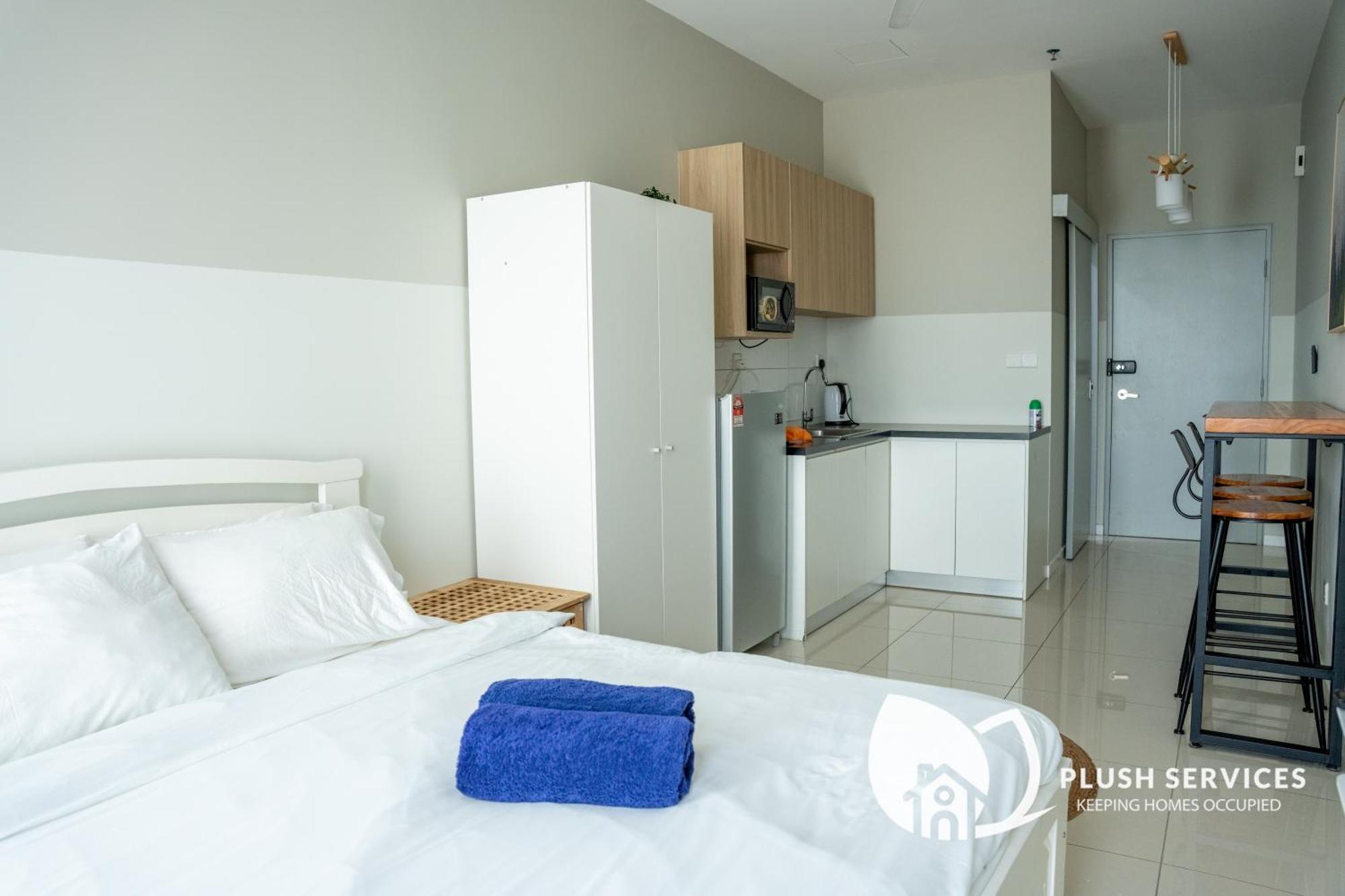 Highpark Suites In Petaling Jaya, Kelana Jaya By Plush Kampong Baharu Sungai Way Ngoại thất bức ảnh