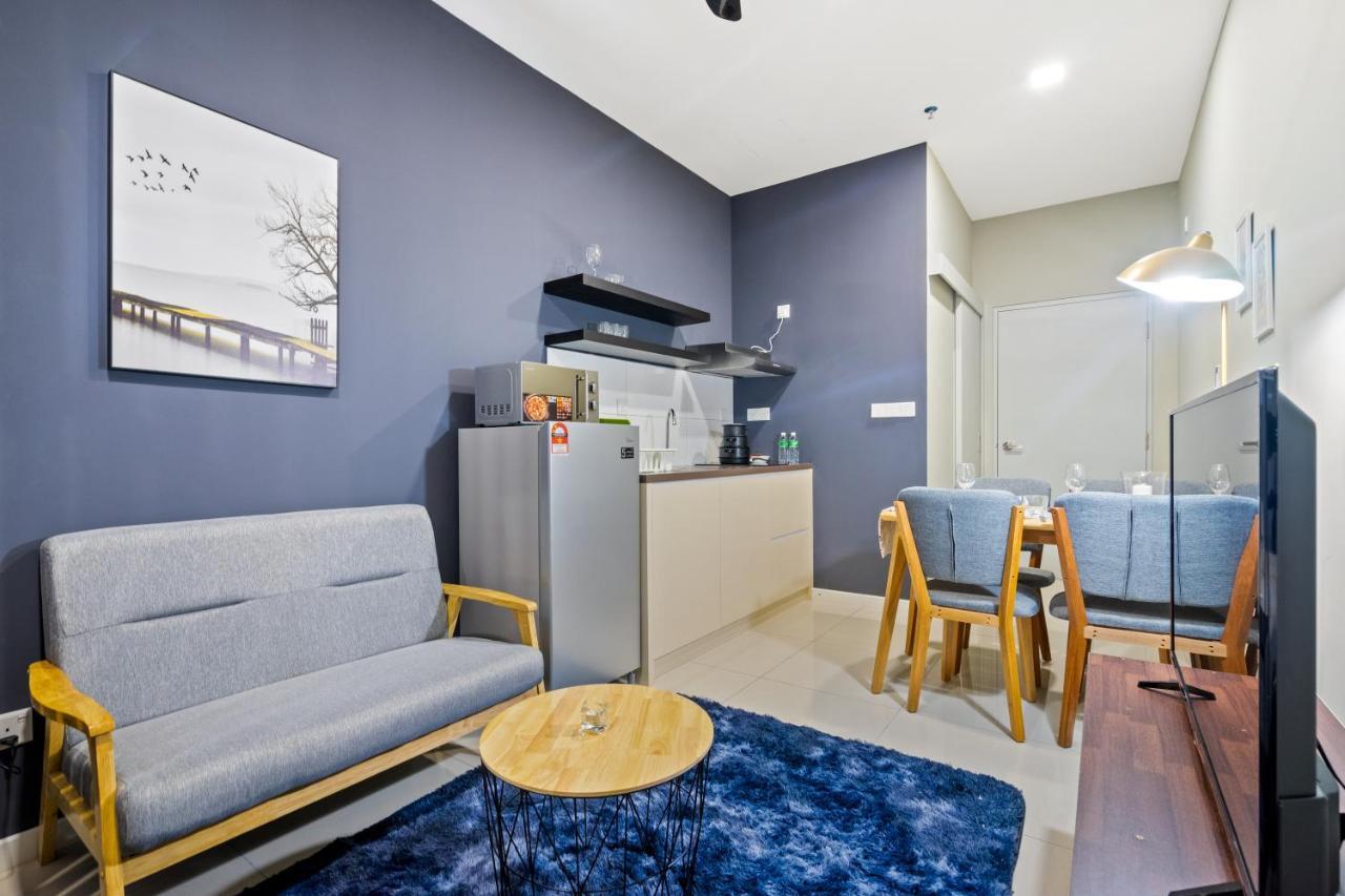 Highpark Suites In Petaling Jaya, Kelana Jaya By Plush Kampong Baharu Sungai Way Ngoại thất bức ảnh